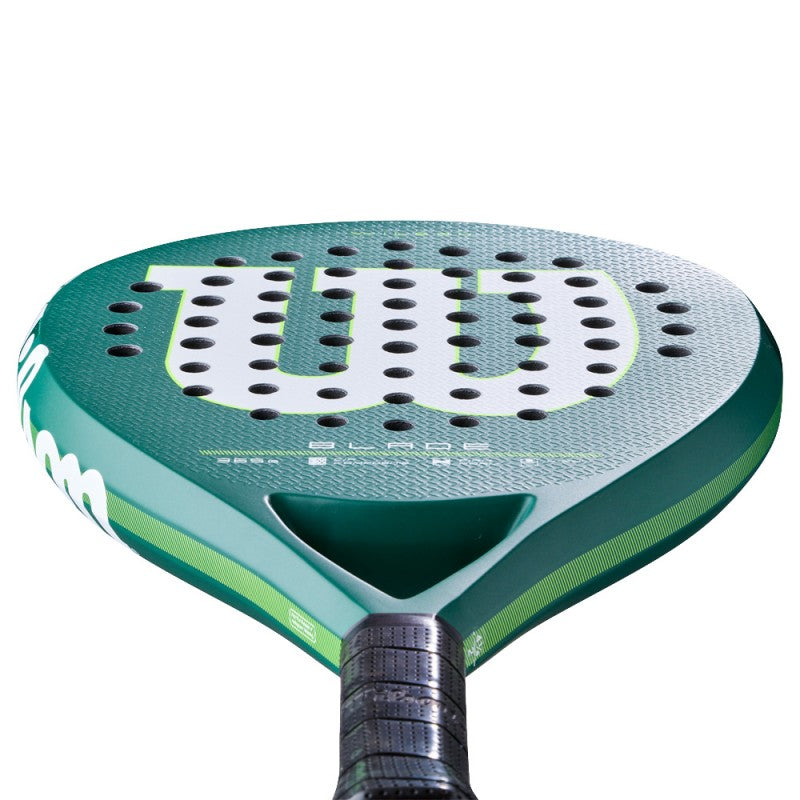 Wilson Blade V4 2026 - CenterSportLine